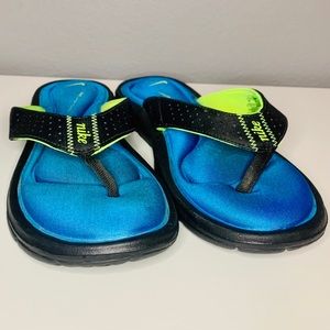 🖤Nike Flipflops🖤